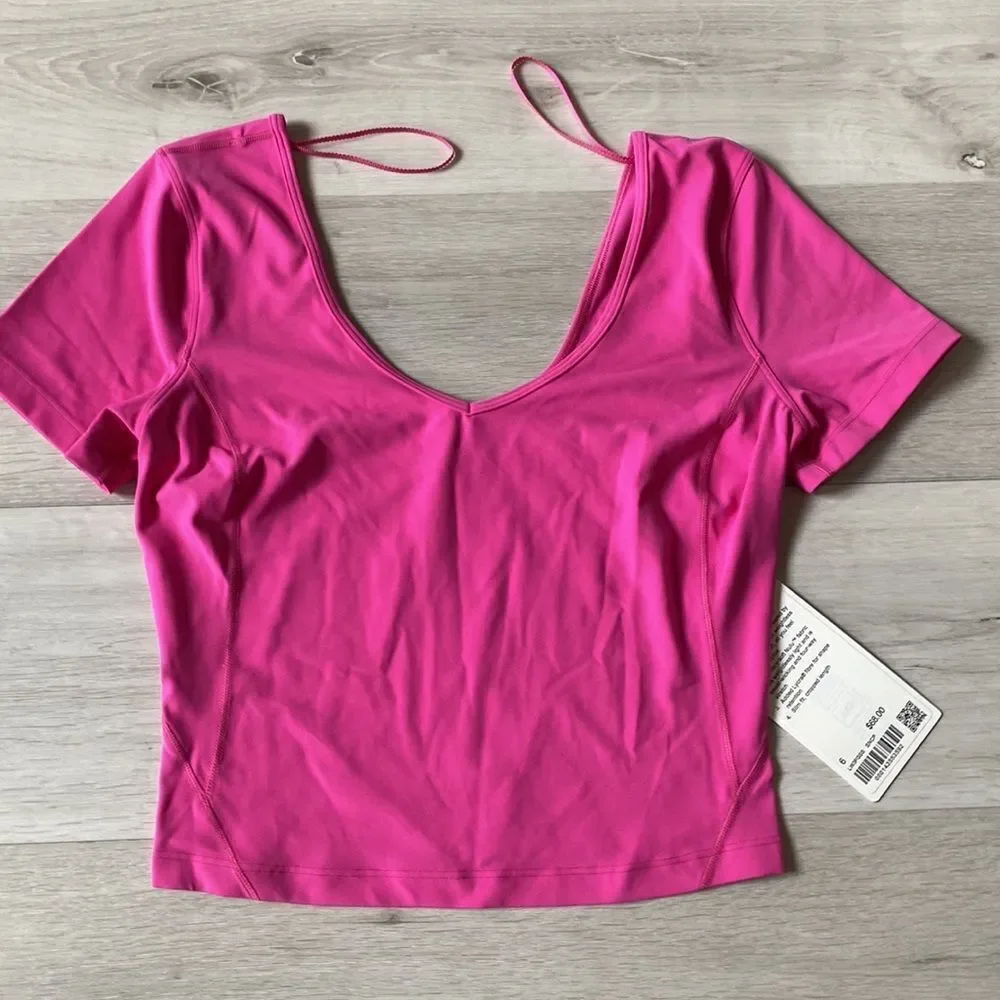Lululemon Align Long Sleeve Shirt
Hot Pink Size 6 NWT - Picture 6 of 8